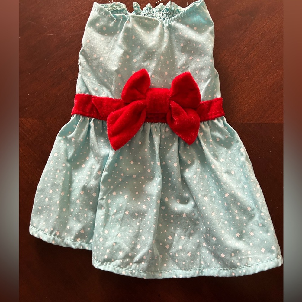 Martha Stewart Pets dog dress size M